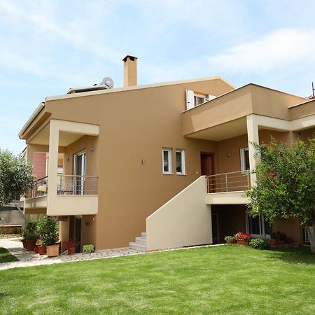 Fou'S Apartment Nafpaktos Екстериор снимка