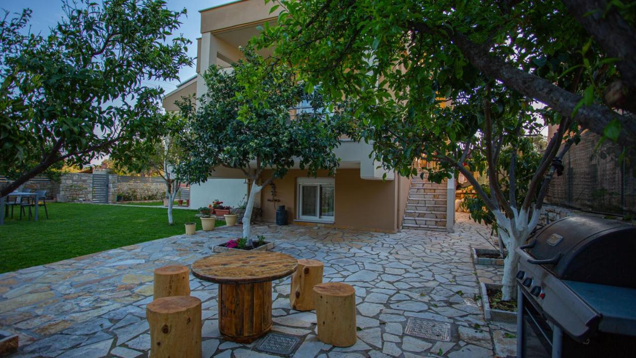 Fou'S Apartment Nafpaktos Екстериор снимка