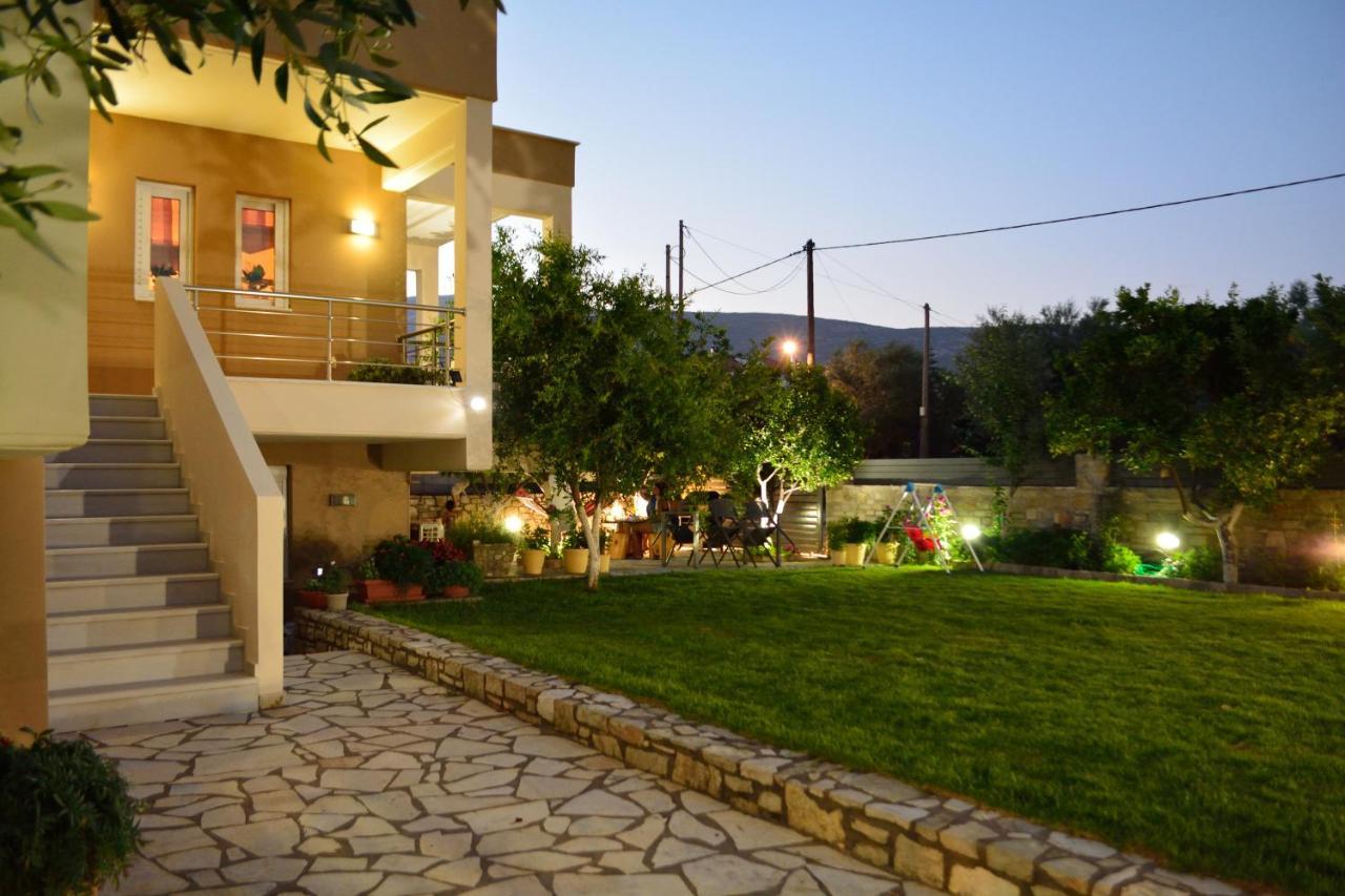 Fou'S Apartment Nafpaktos Екстериор снимка