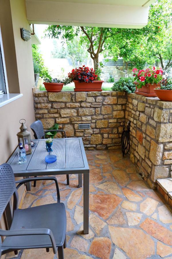Fou'S Apartment Nafpaktos Екстериор снимка