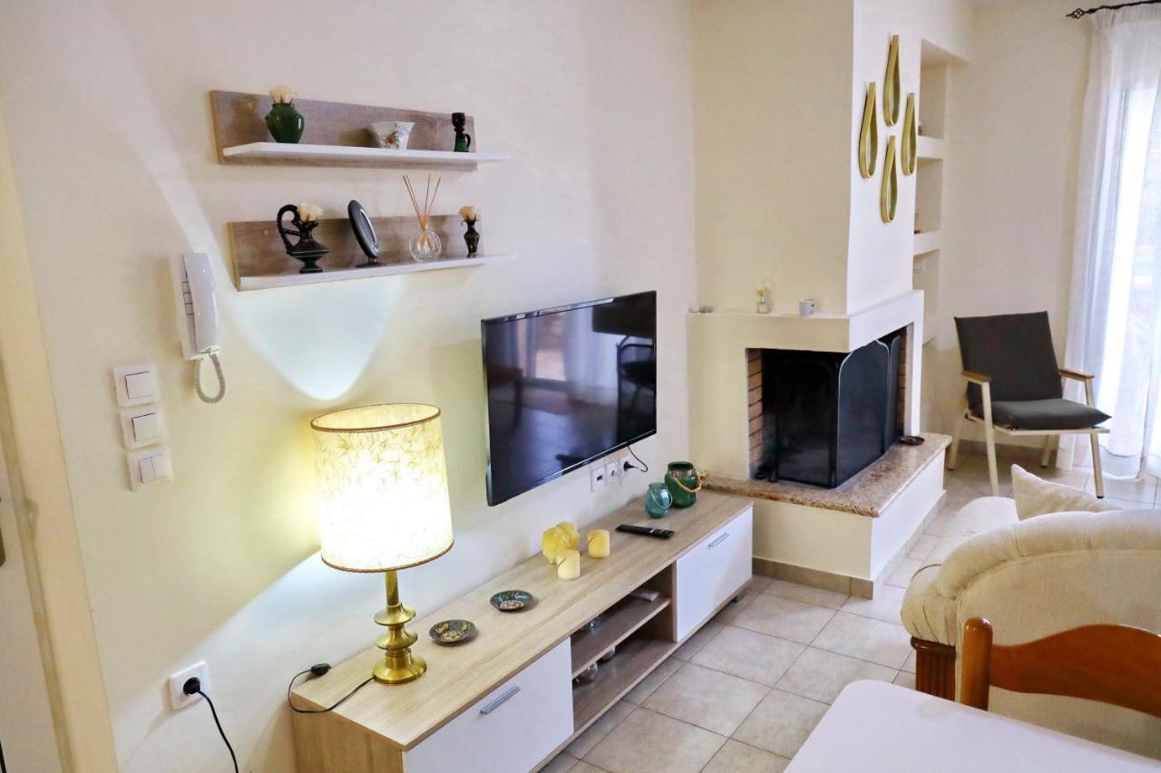 Fou'S Apartment Nafpaktos Екстериор снимка