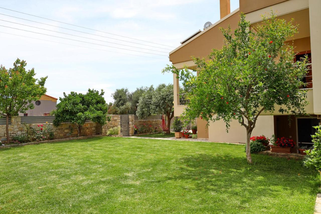 Fou'S Apartment Nafpaktos Екстериор снимка
